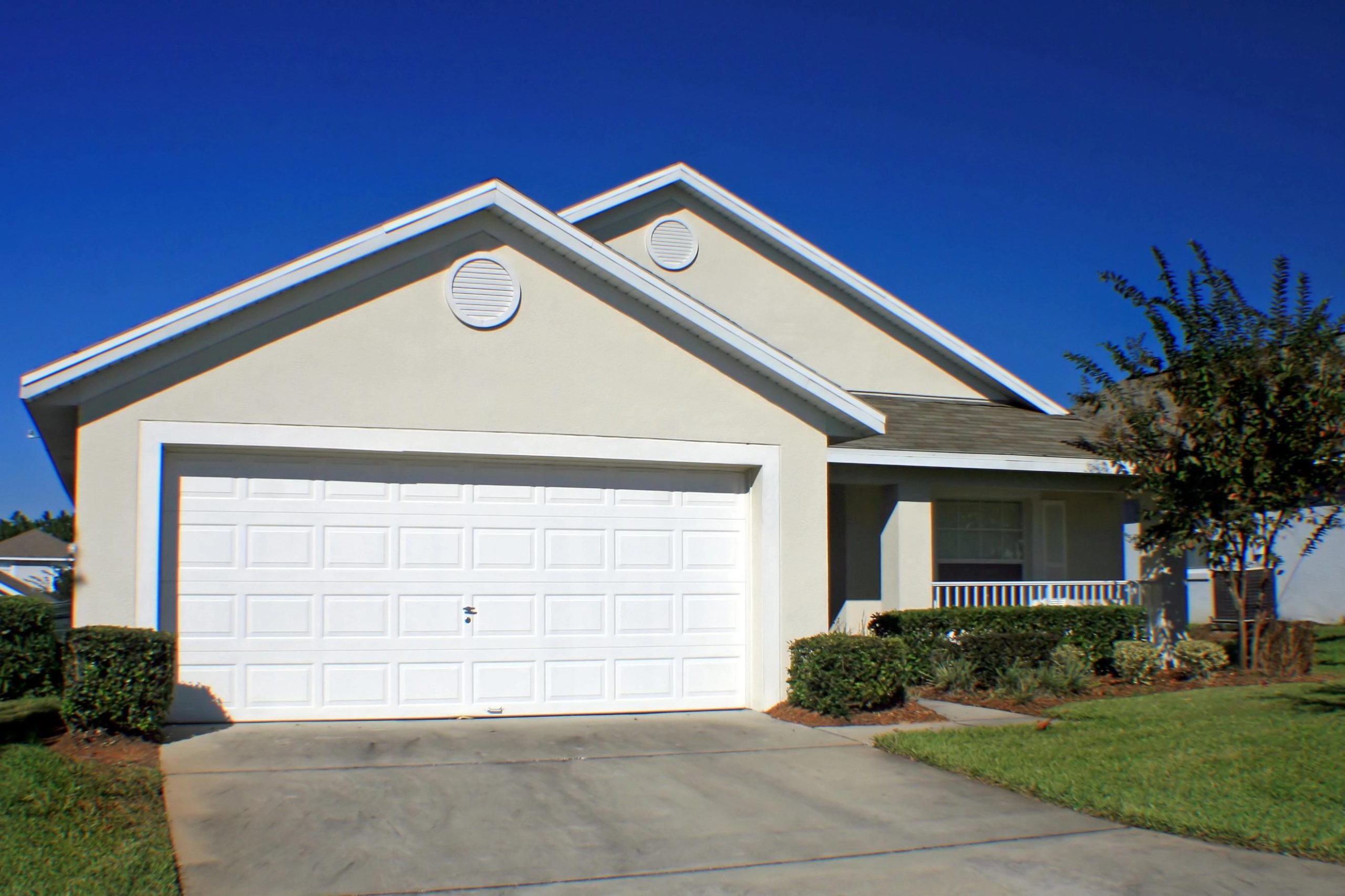 A front exterior of a Florida home A front exterior of a Florida home